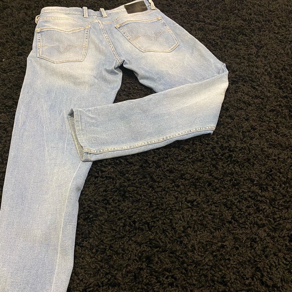 ❓Guess Jeans - light wash - mens , 31 waist, 30 length. SLIM TAPERED - Picture 1 of 9